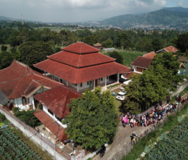 DCIM100MEDIADJI_0020.JPG